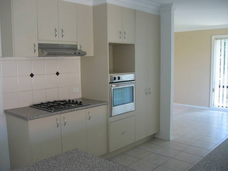 3 Castle Court, Beaconsfield VIC 3807