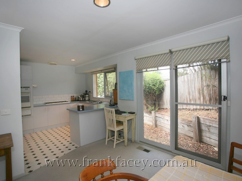 1/5 Camley Court, Berwick VIC 3806