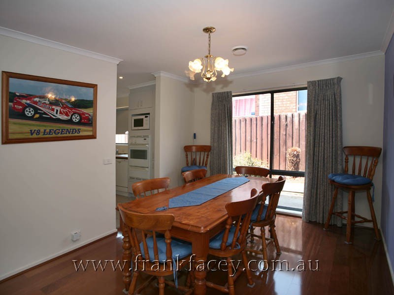 40 Clarinda Drive, Narre Warren VIC 3805