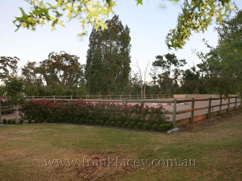 70 Hayseys Road, Narre Warren East VIC 3804