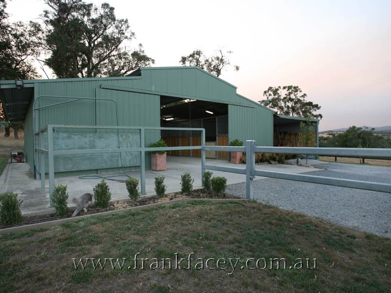 70 Hayseys Road, Narre Warren East VIC 3804