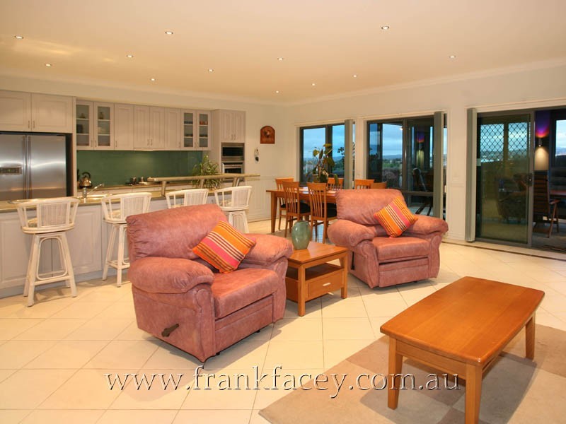 37 Northgate Drive, Berwick VIC 3806