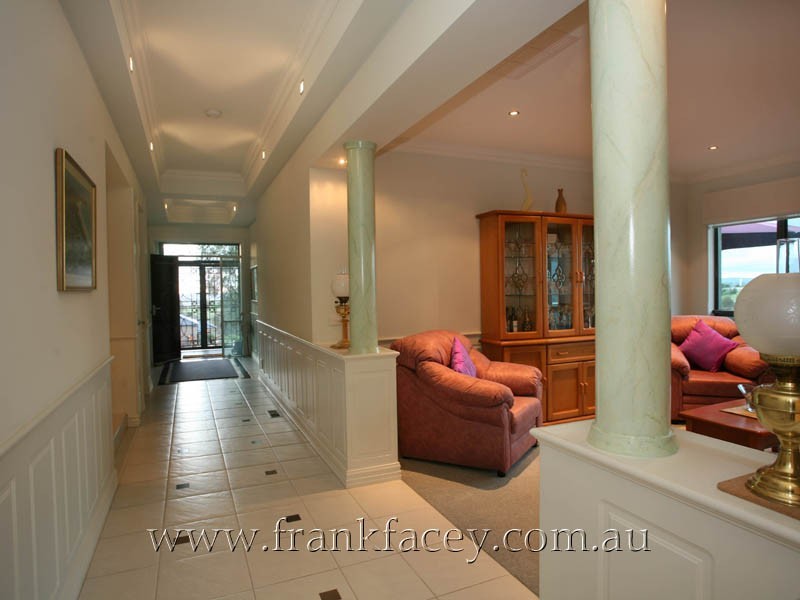 37 Northgate Drive, Berwick VIC 3806