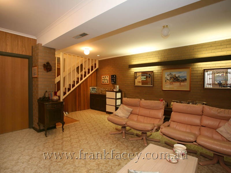 21 Kramer Drive, Berwick VIC 3806