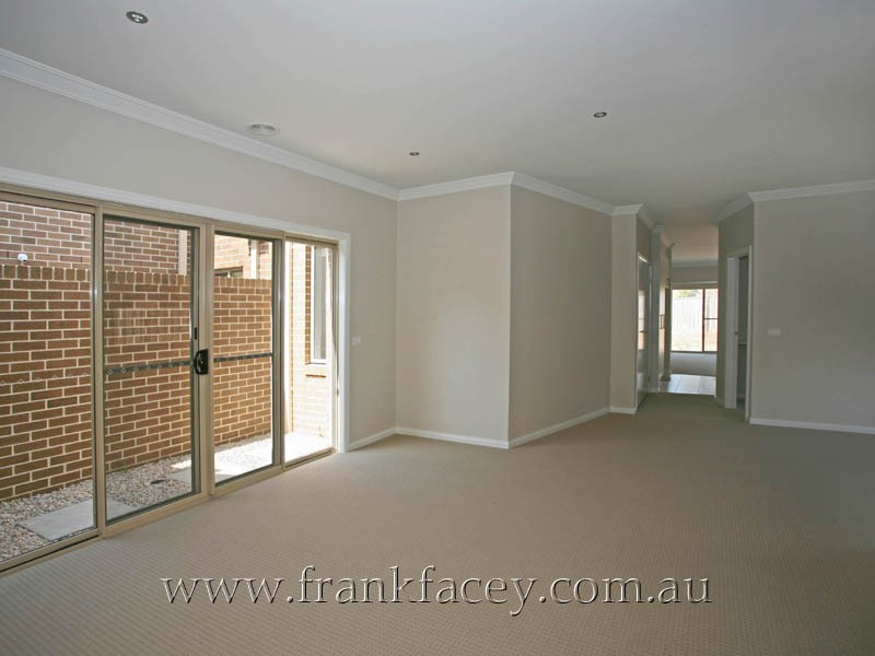 61 Piermont Drive, Berwick VIC 3806