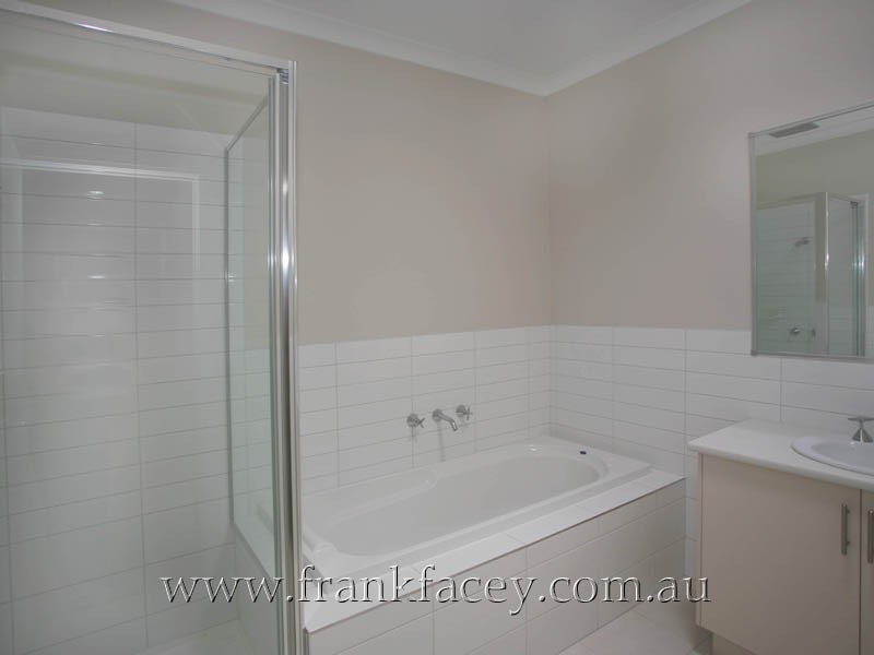 61 Piermont Drive, Berwick VIC 3806