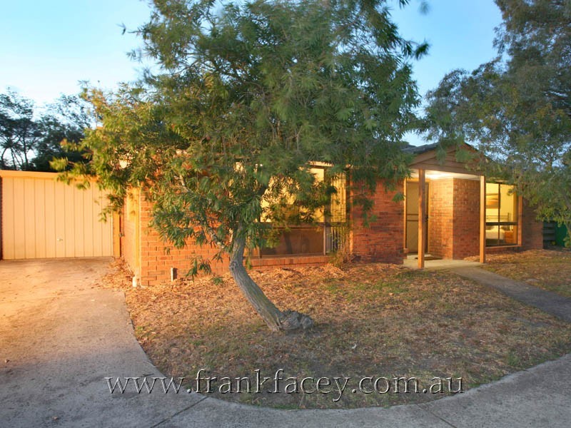 2/81 Princes Highway, Beaconsfield VIC 3807