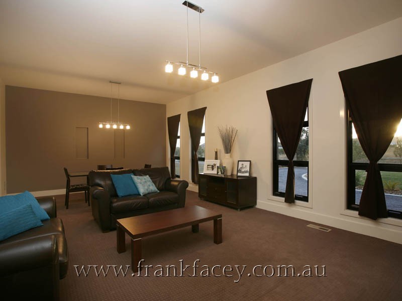 4547 Glen Moidart Drive, Berwick VIC 3806 the real estate agency