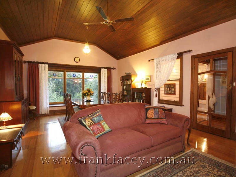 20 Huxtable Road, Pakenham Upper VIC 3810