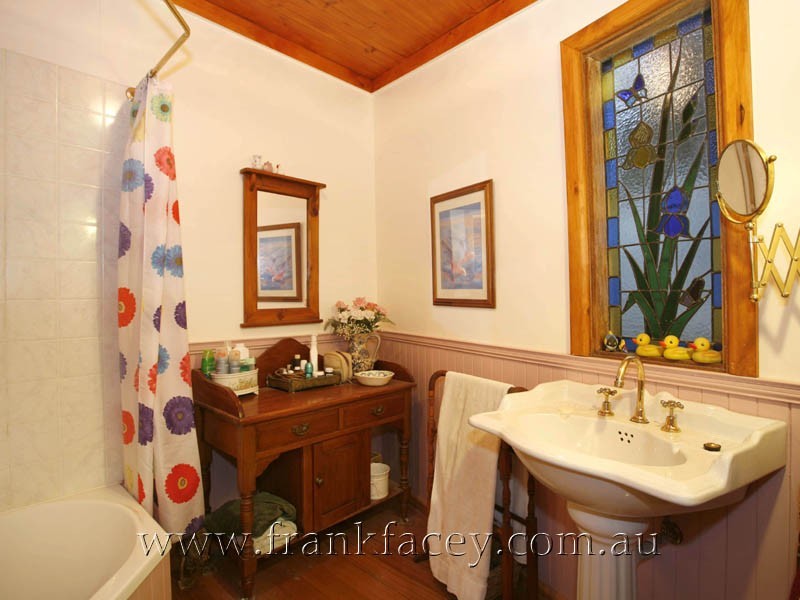 20 Huxtable Road, Pakenham Upper VIC 3810