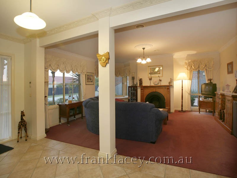 3 Tantallon Boulevard, Beaconsfield VIC 3807