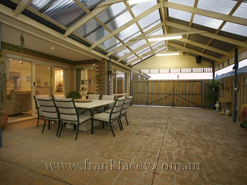 3 Tantallon Boulevard, Beaconsfield VIC 3807