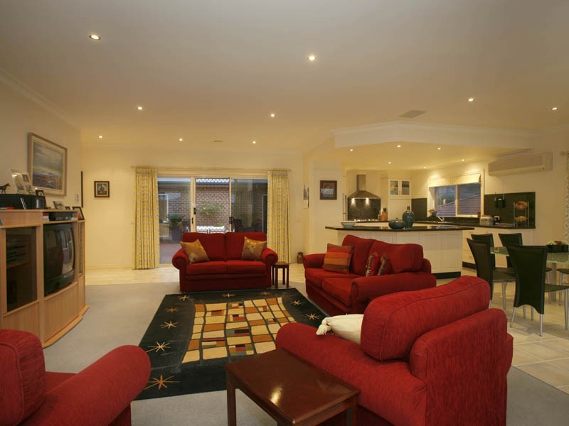 6 Ascot Rise, Berwick VIC 3806