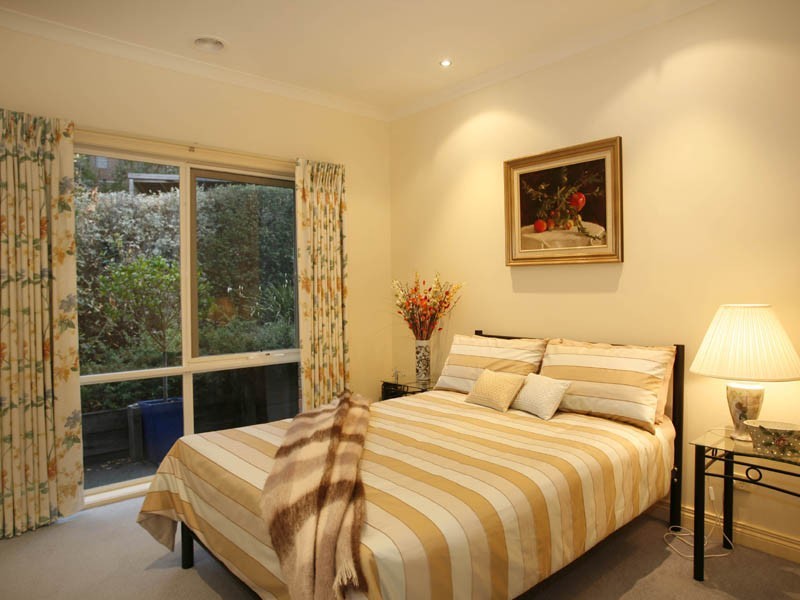 6 Ascot Rise, Berwick VIC 3806