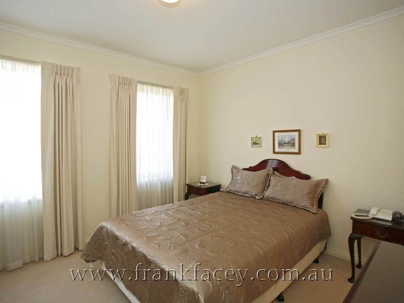 28/21-25 Parkhill Drive, Berwick VIC 3806