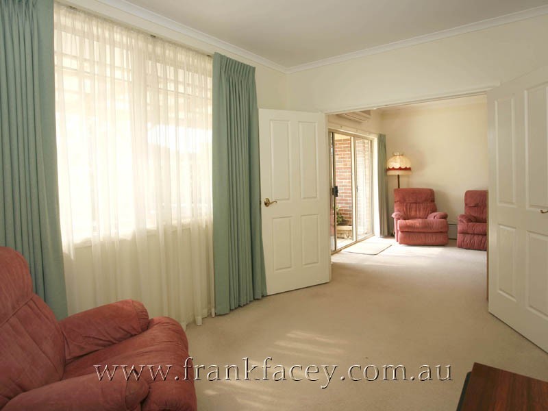 28/21-25 Parkhill Drive, Berwick VIC 3806