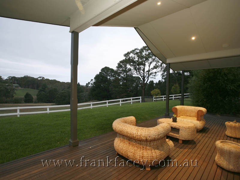 50 Huxtable Road, Pakenham Upper VIC 3810