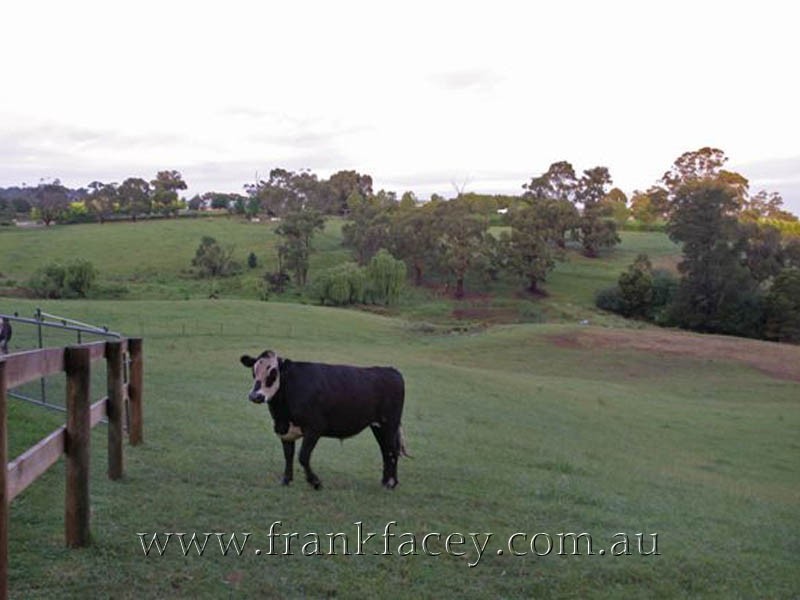 50 Huxtable Road, Pakenham Upper VIC 3810