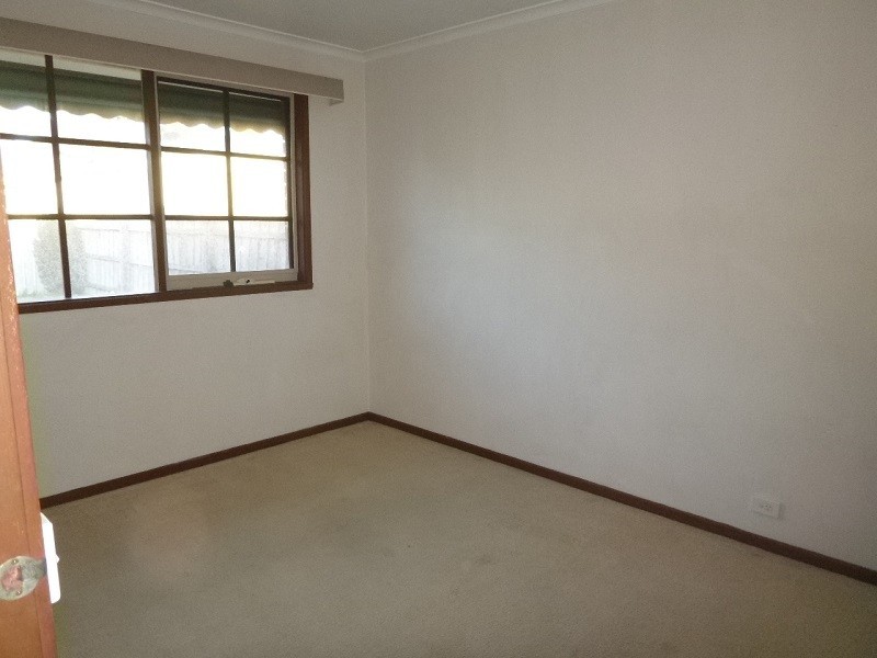 34 Coolong Avenue, Berwick VIC 3806