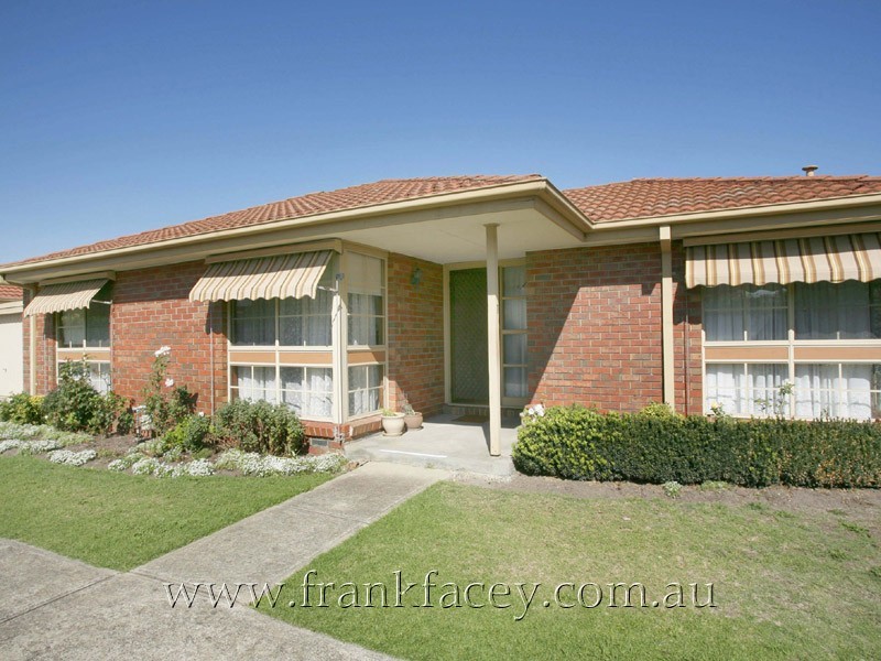 1/58 Woods Street, Beaconsfield VIC 3807