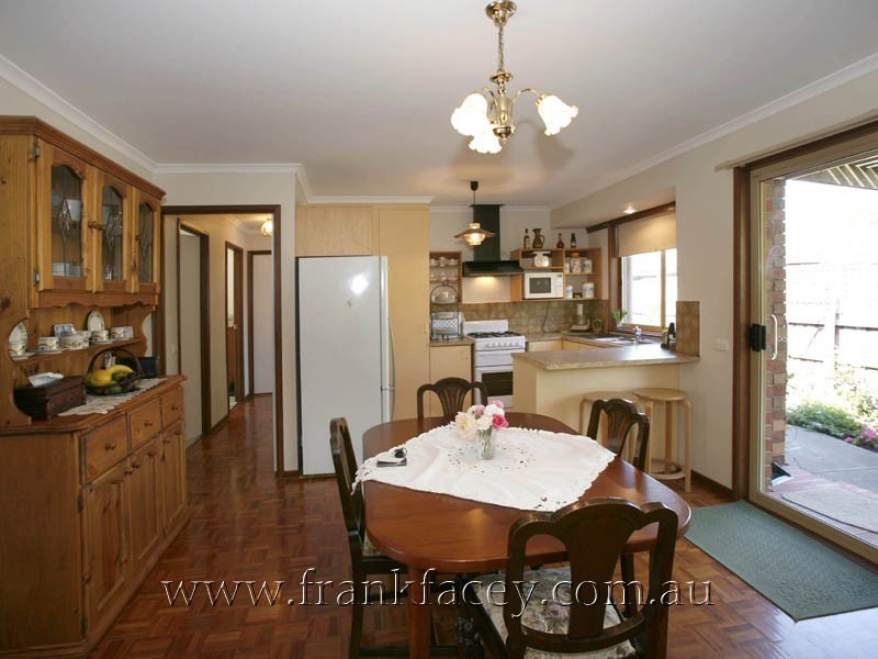 1/58 Woods Street, Beaconsfield VIC 3807