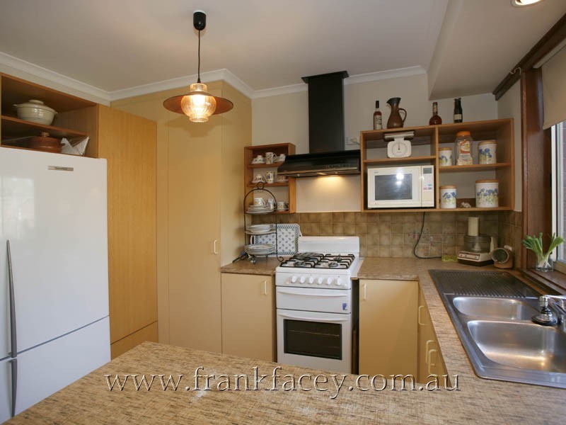 1/58 Woods Street, Beaconsfield VIC 3807