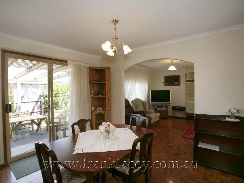1/58 Woods Street, Beaconsfield VIC 3807