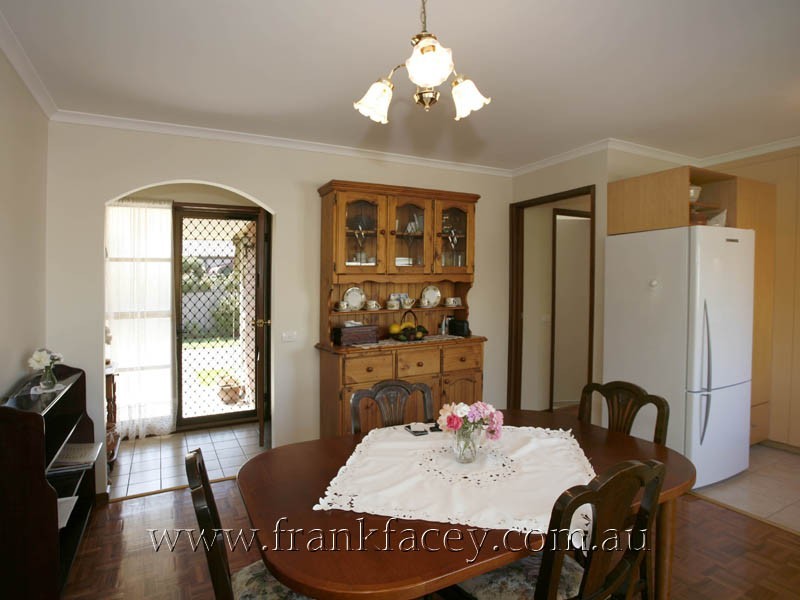 1/58 Woods Street, Beaconsfield VIC 3807