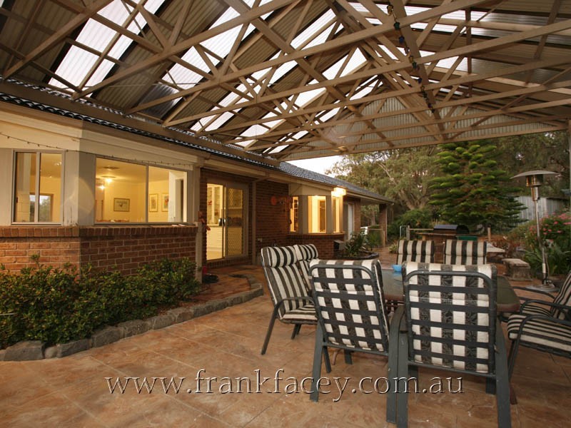 39 Sugarloaf Road, Beaconsfield Upper VIC 3808