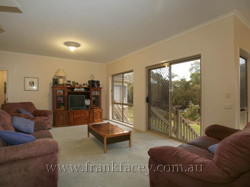 39 Sugarloaf Road, Beaconsfield Upper VIC 3808