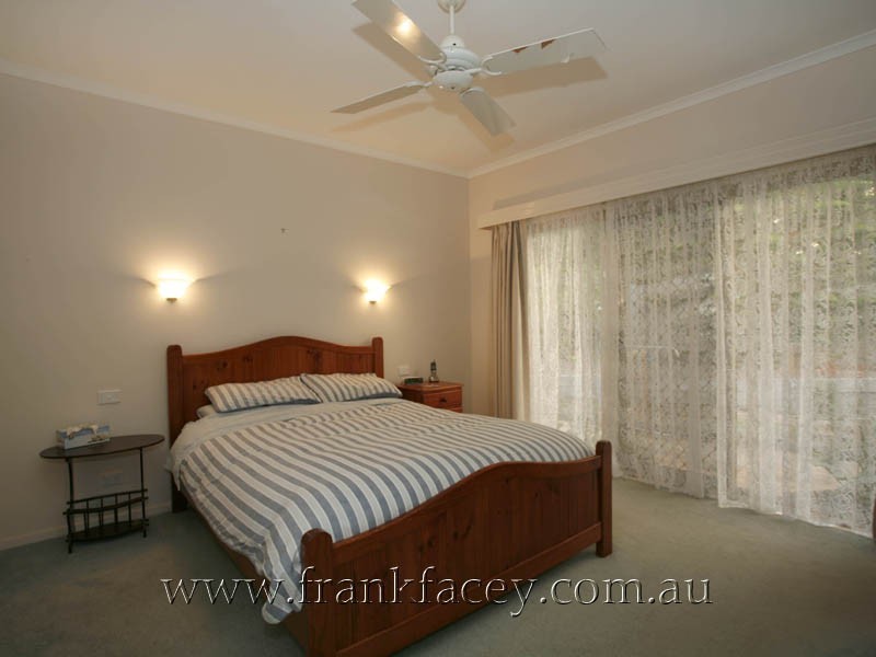 39 Sugarloaf Road, Beaconsfield Upper VIC 3808