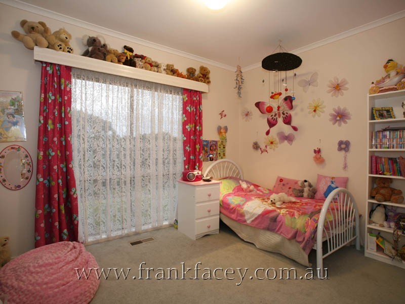 39 Sugarloaf Road, Beaconsfield Upper VIC 3808