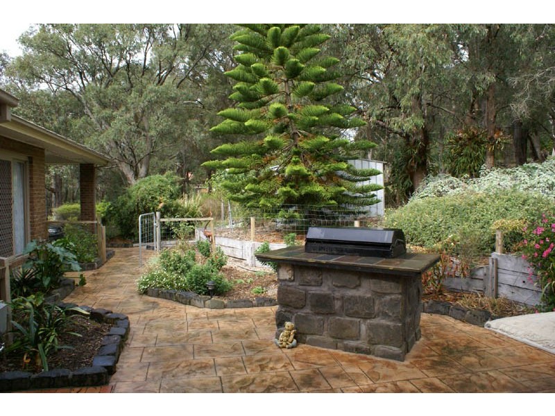 39 Sugarloaf Road, Beaconsfield Upper VIC 3808