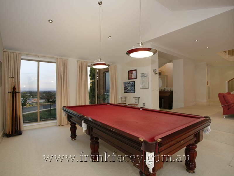 6 Royal Crescent, Beaconsfield VIC 3807