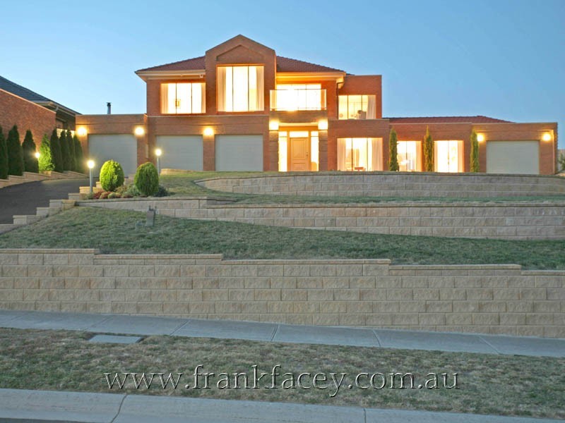 6 Royal Crescent, Beaconsfield VIC 3807