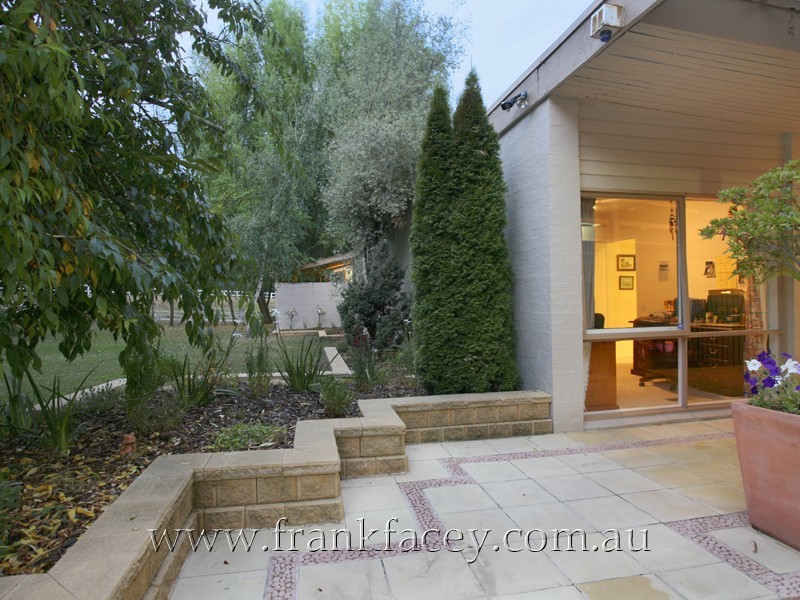 46 Beaconsfield-Emerald Road, Beaconsfield Upper VIC 3808