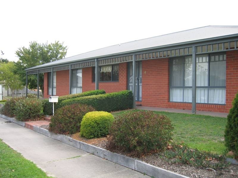 10 Delhuntly Rise, Narre Warren South VIC 3805