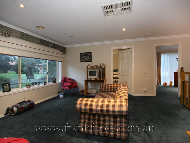 4 Nevada Court, Berwick VIC 3806