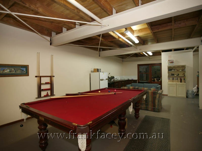 26 Walnut Grove, Beaconsfield VIC 3807