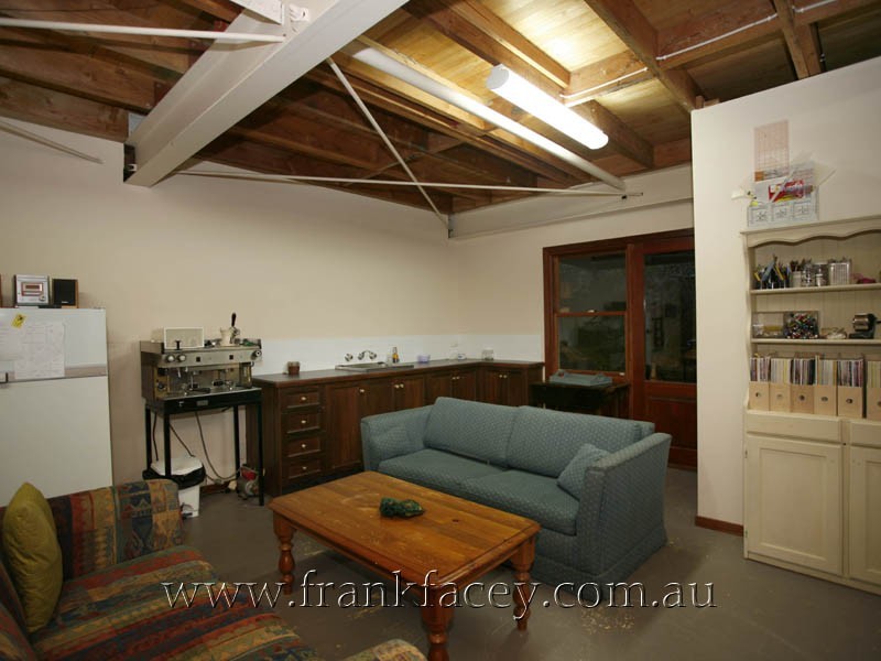 26 Walnut Grove, Beaconsfield VIC 3807