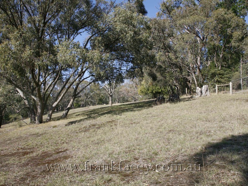 26 Walnut Grove, Beaconsfield VIC 3807