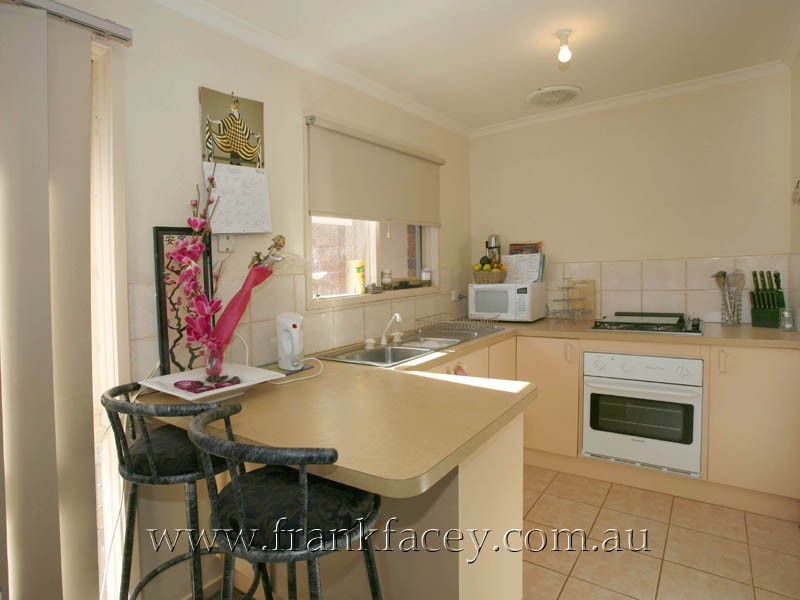 1, 2 & 3/19 Bluegum Court, Narre Warren VIC 3805