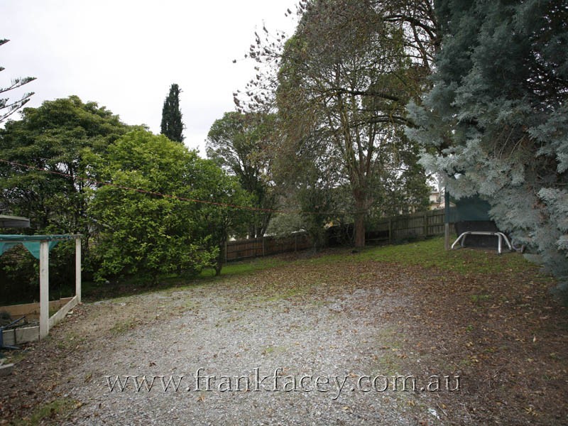 75 Lyall Road, Berwick VIC 3806