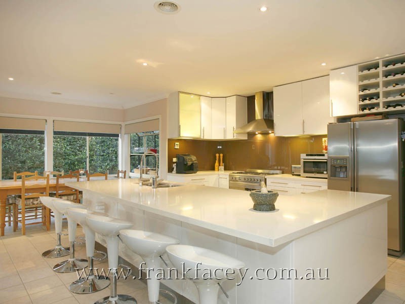 12 Sherman Court, Berwick VIC 3806