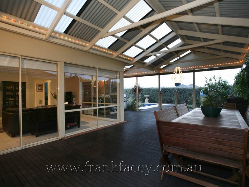 12 Sherman Court, Berwick VIC 3806