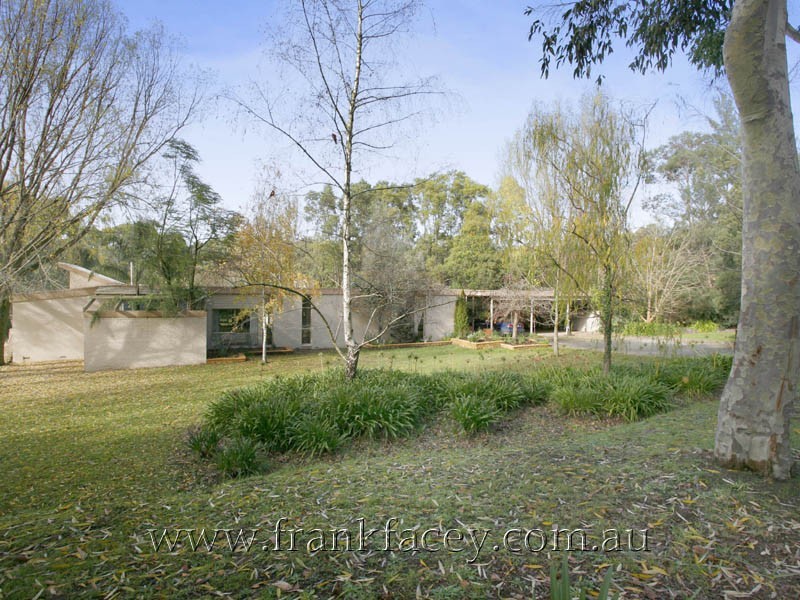 46 Beaconsfield-Emerald Road, Beaconsfield Upper VIC 3808