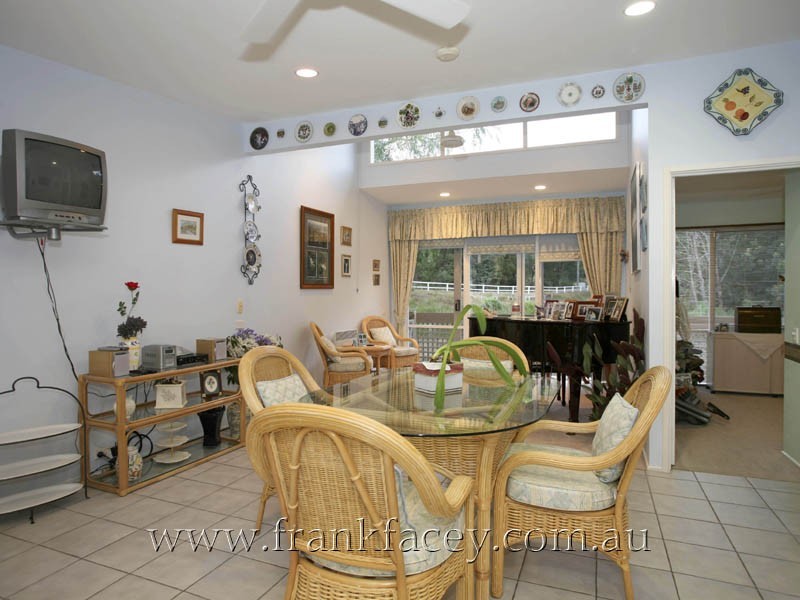 46 Beaconsfield-Emerald Road, Beaconsfield Upper VIC 3808