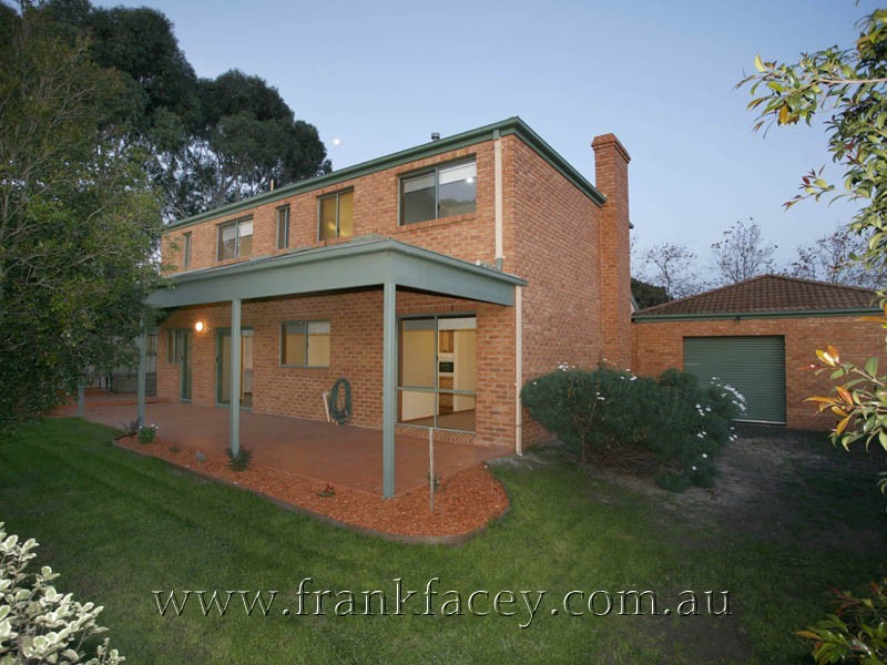 13 Teal Court, Narre Warren South VIC 3805