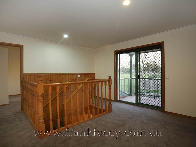 13 Teal Court, Narre Warren South VIC 3805