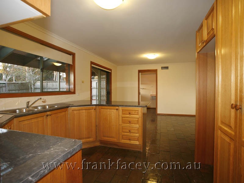 13 Teal Court, Narre Warren South VIC 3805